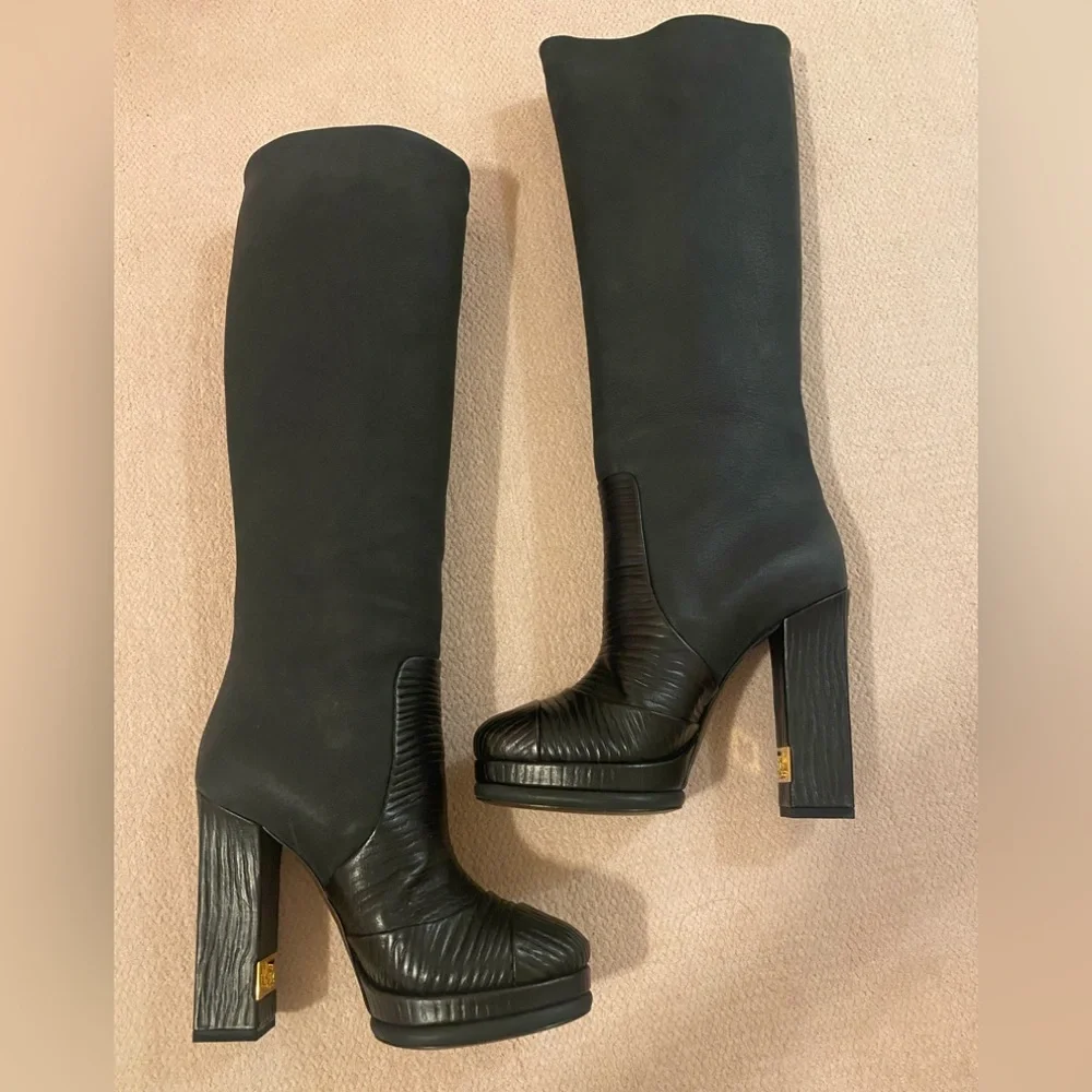 Authentic NIB CHANEL Knee High Tall Heeled Logo Boots 37